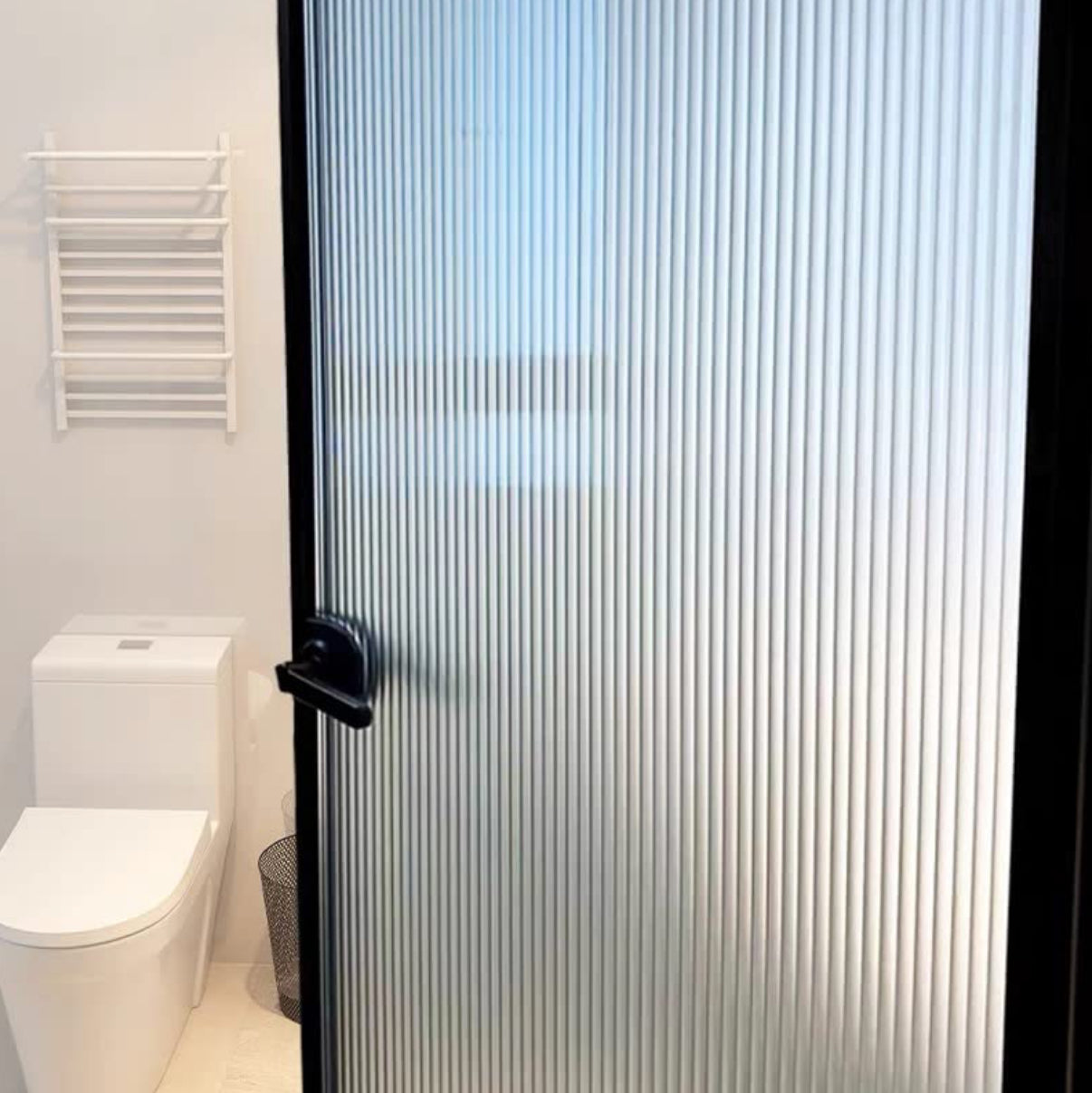Raamfolie - Geribbelde folie - Statisch - Zonwerende plakfolie raam - Extra breed (75cm) - Glasfolie