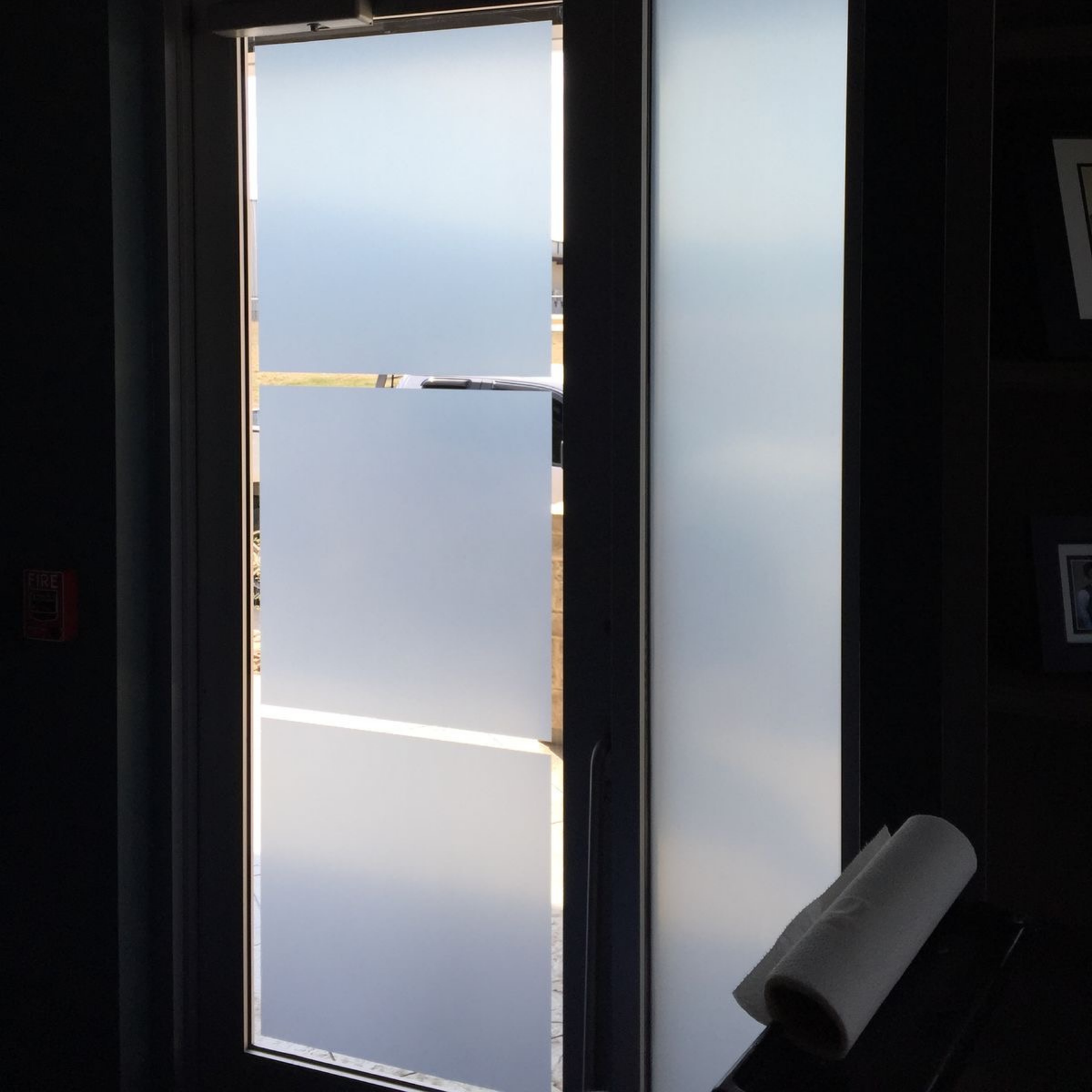 Melkglas raamfolie met eenvoudige montage