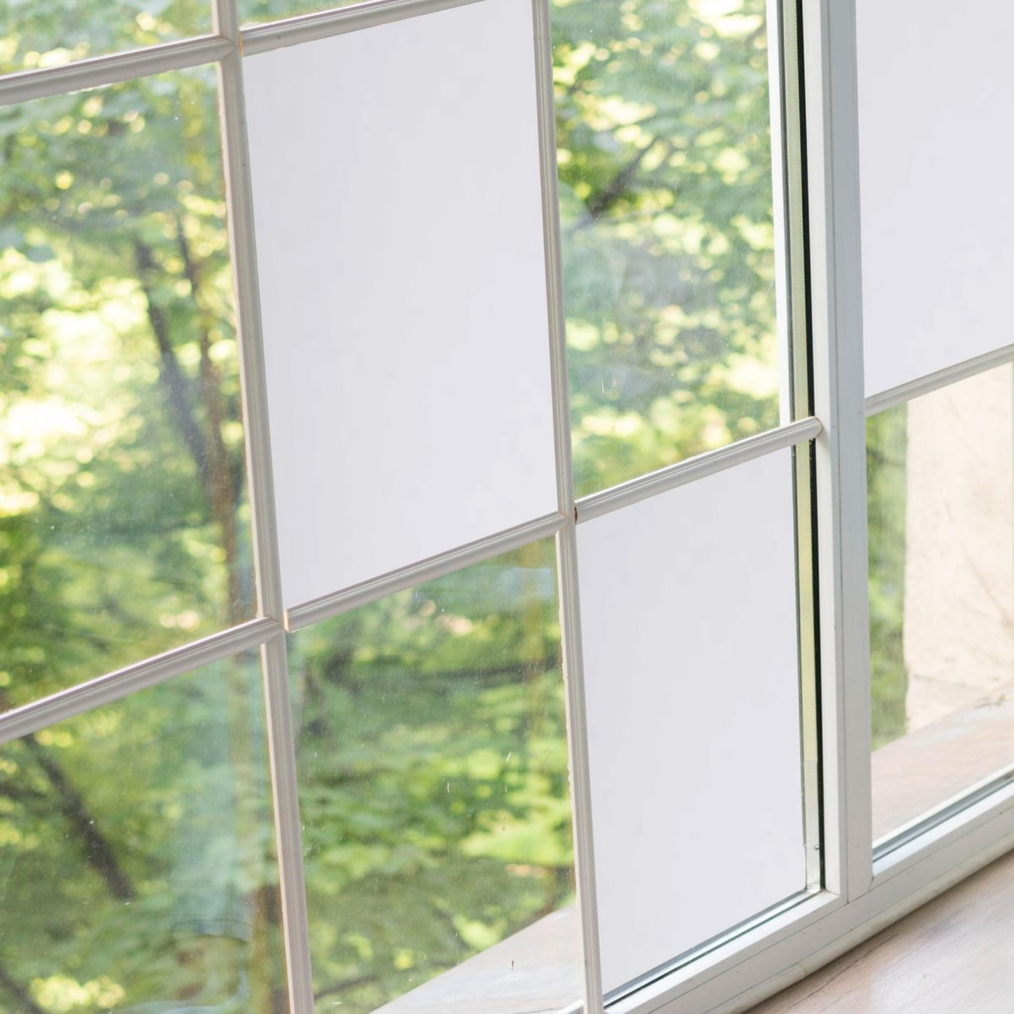 Moderne witte raamfolie met eenvoudig montage