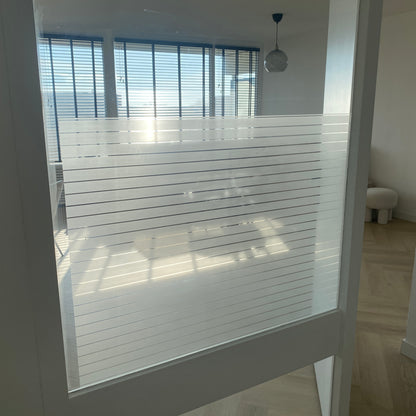 Statische folie met strepen – ideaal voor kantoren en badkamers