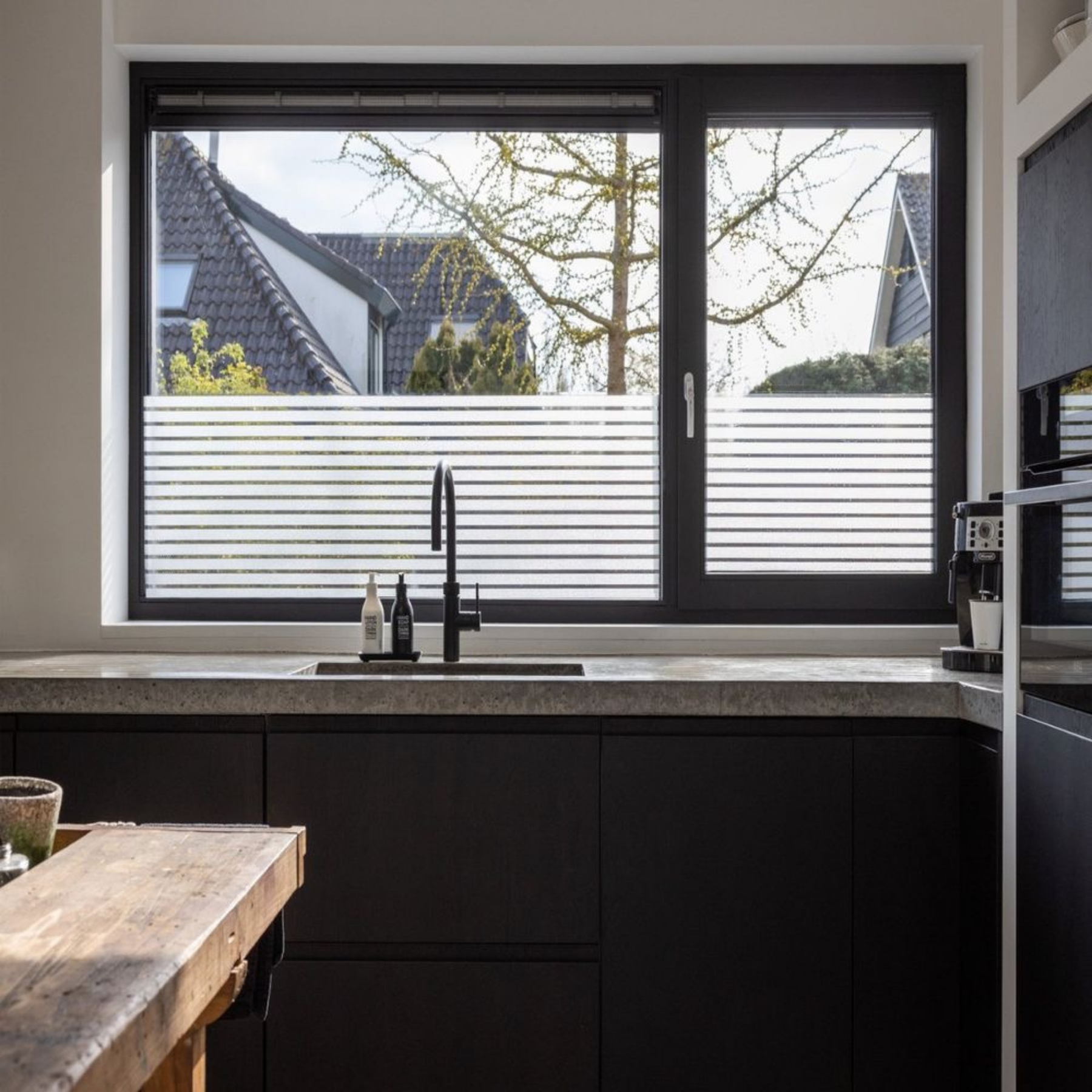 Transparante gestreepte raamfolie